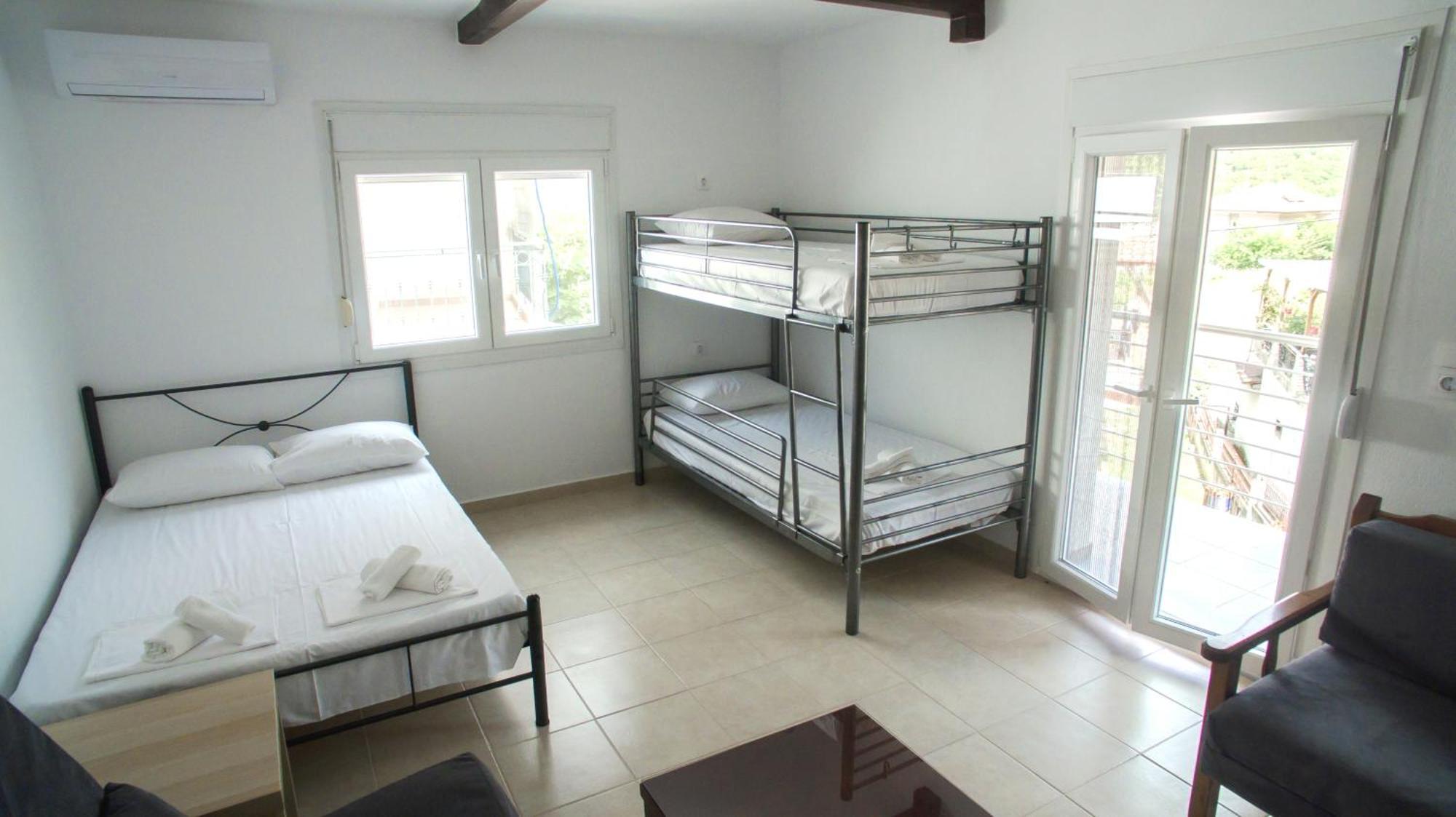 Stavros Lay In Apart otel Ano Stavros Oda fotoğraf